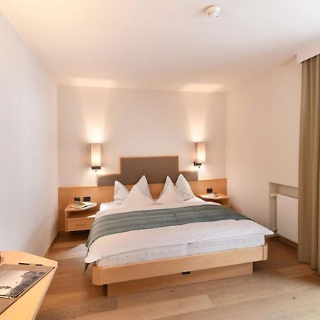Hotel Das Stachelburg Parcines Kültér fotó
