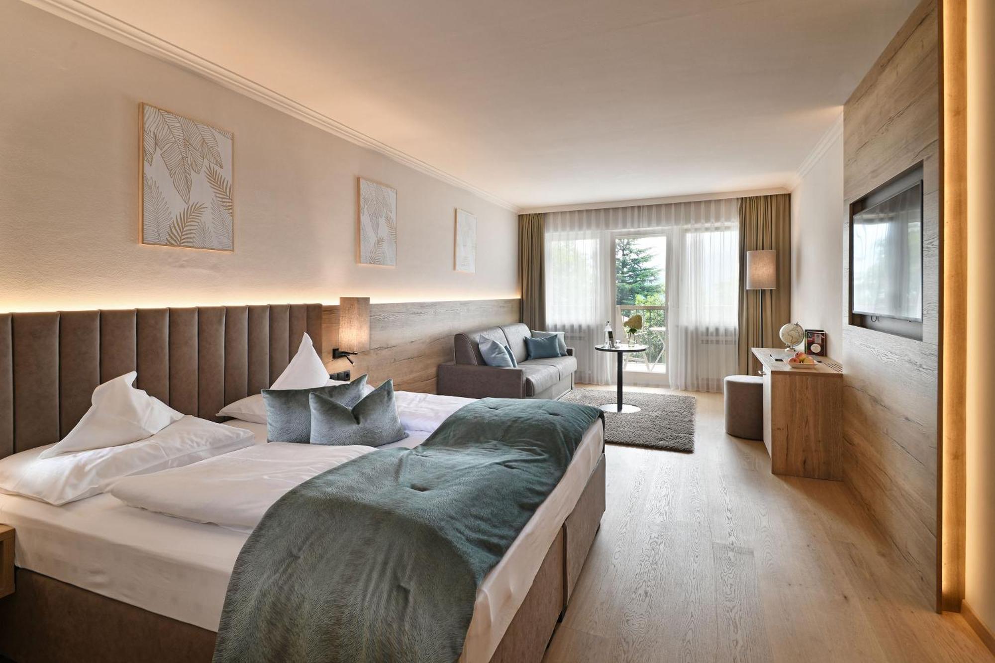 Hotel Das Stachelburg Parcines Kültér fotó